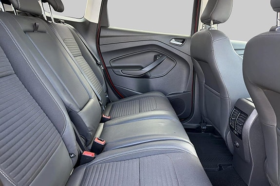 Ford Kuga 5 of 15