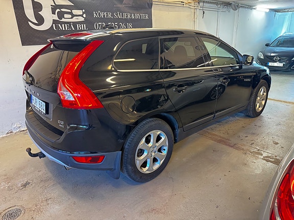 Volvo XC60 6 of 17