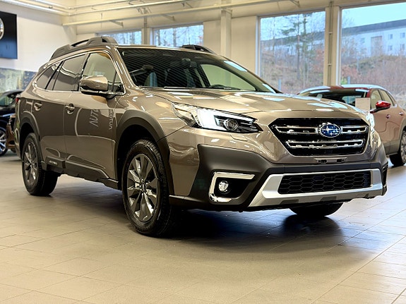 Subaru Outback 2 of 13