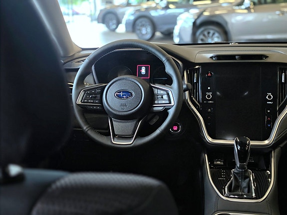 Subaru Outback 9 of 13