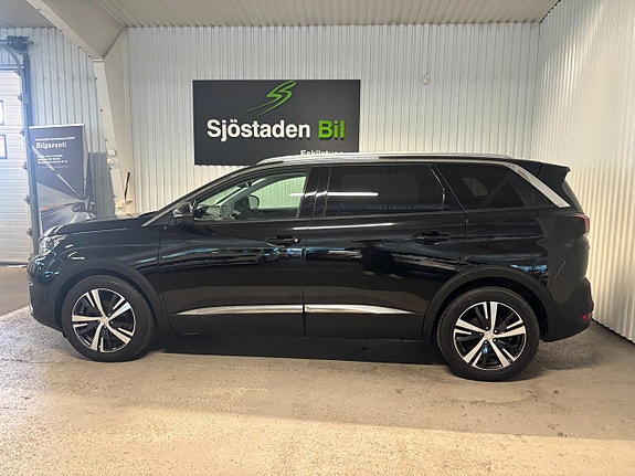 Peugeot 5008 2 of 21