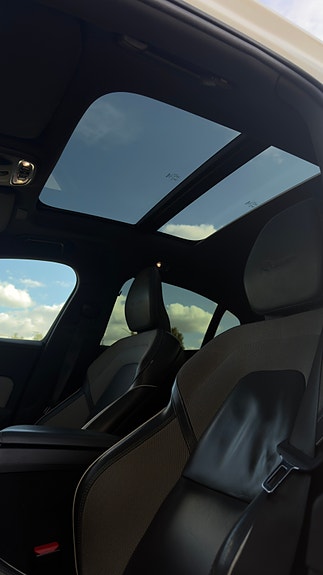 Volvo S60 6 of 17