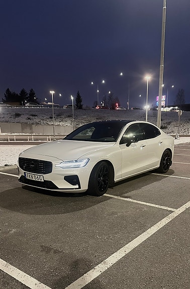 Volvo S60 3 of 17