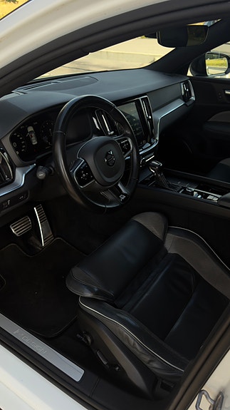Volvo S60 5 of 17