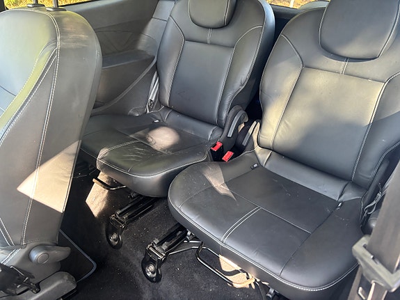 Renault Twingo 6 of 9