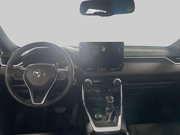 Toyota RAV4 Plug-in Hybrid 11 of 18