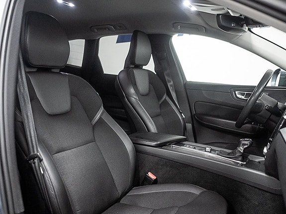 Volvo XC60 4 of 10