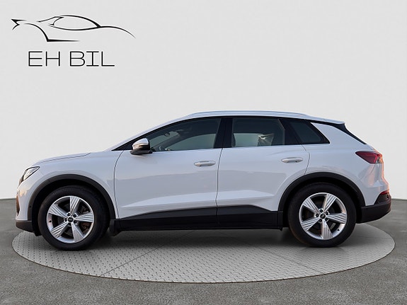 Audi Q4 e-tron 5 of 17