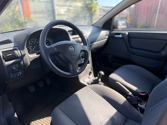Opel Astra 5 of 11
