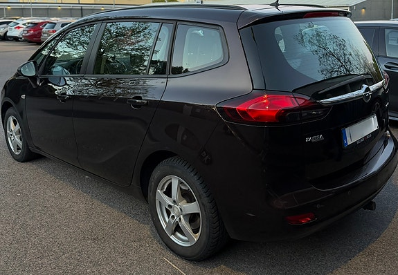 Opel Zafira 5 of 12