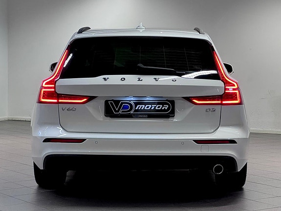 Volvo V60 9 of 25