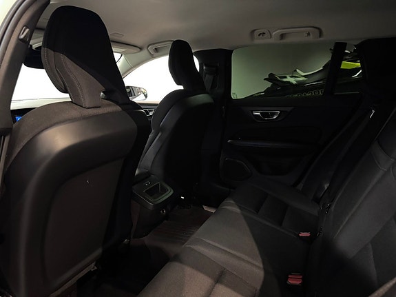 Volvo V60 23 of 25