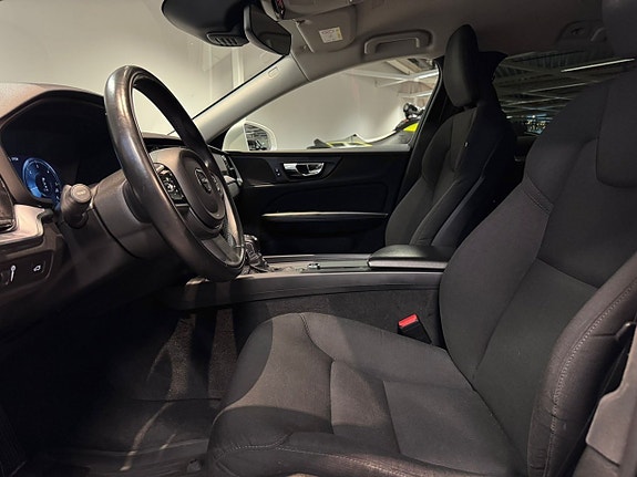 Volvo V60 17 of 25