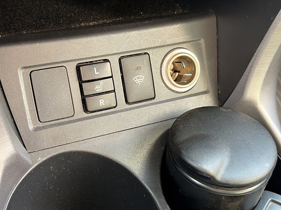 Toyota RAV4 18 of 21