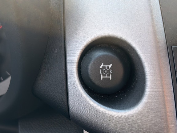 Toyota RAV4 17 of 21