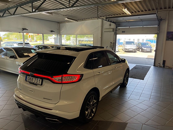 Ford Edge 6 of 16