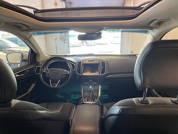 Ford Edge 11 of 16