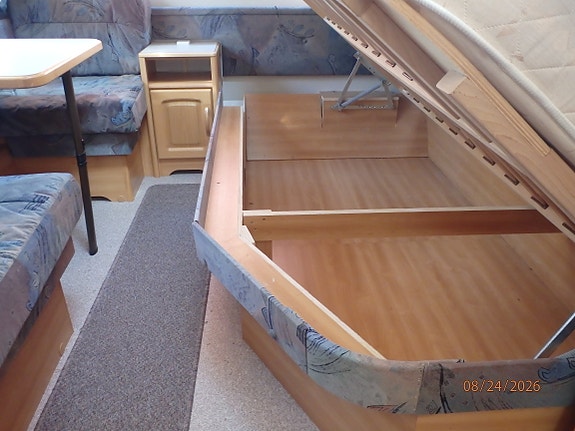 Knaus Azur Royale 4 of 10
