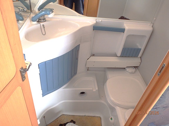 Knaus Azur Royale 6 of 10