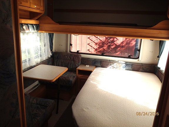 Knaus Azur Royale 3 of 10