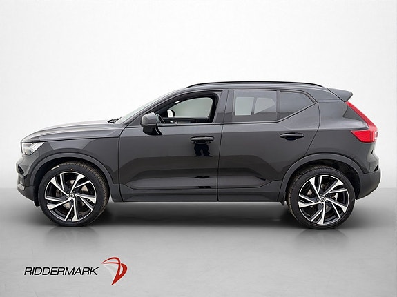 Volvo XC40 4 of 30