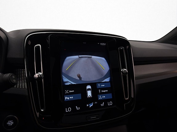 Volvo XC40 28 of 30