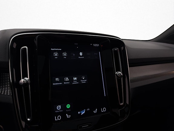 Volvo XC40 27 of 30