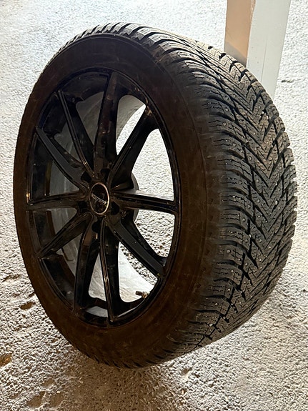 Porsche Cayenne Coupe 16 of 16