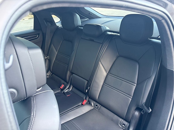 Porsche Cayenne Coupe 14 of 16