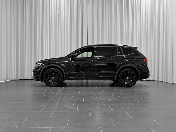 Volkswagen Tiguan Allspace 2 of 14