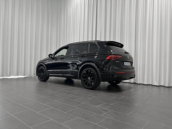 Volkswagen Tiguan Allspace 3 of 14