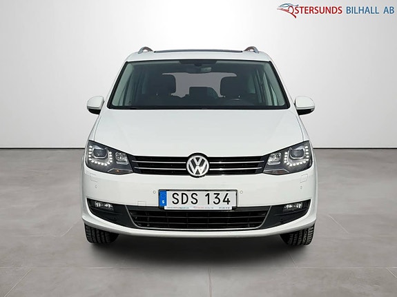 Volkswagen Sharan 2 of 14