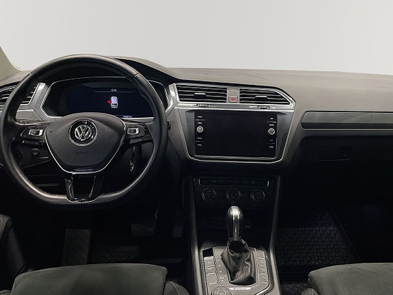 Volkswagen Tiguan 7 of 11