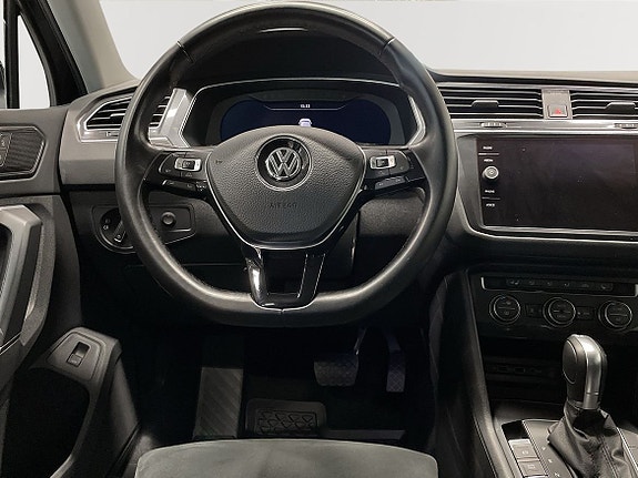 Volkswagen Tiguan 8 of 11