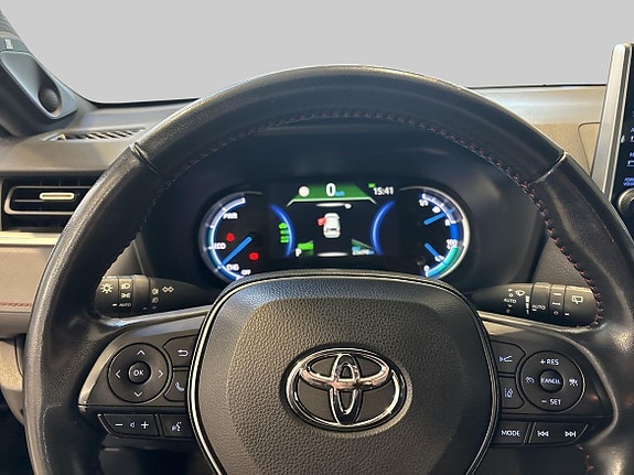 Toyota RAV4 15 of 19