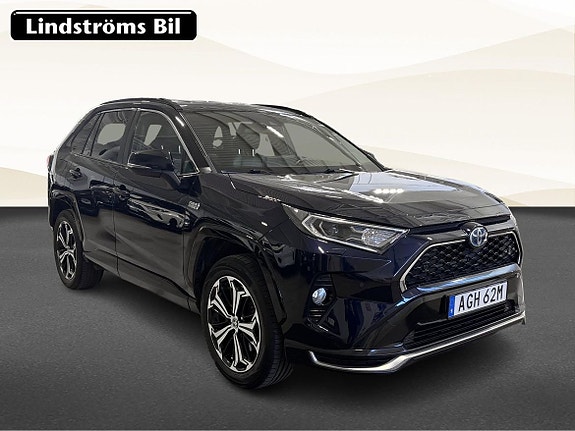 Toyota RAV4 3 of 19