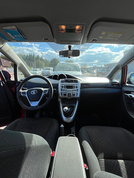 Toyota Verso 6 of 6