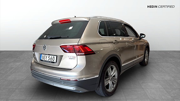 Volkswagen Tiguan 2 of 9