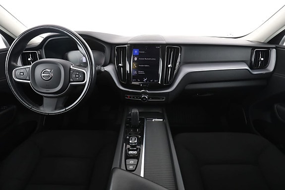 Volvo XC60 13 of 30