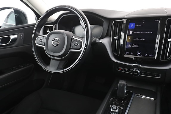 Volvo XC60 14 of 30