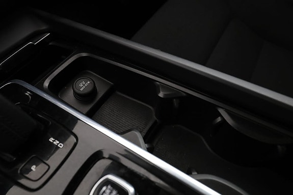 Volvo XC60 28 of 30
