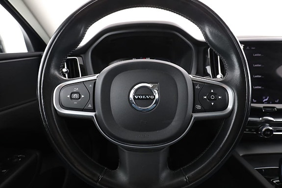 Volvo XC60 19 of 30