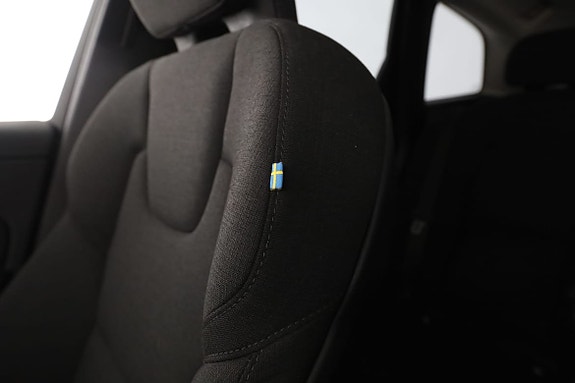 Volvo XC60 30 of 30
