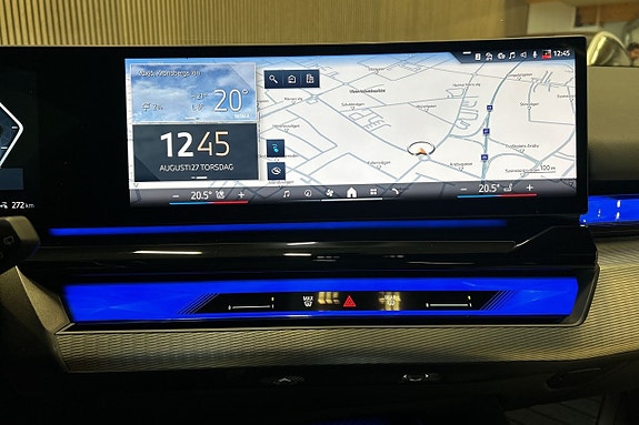 BMW i5 11 of 15