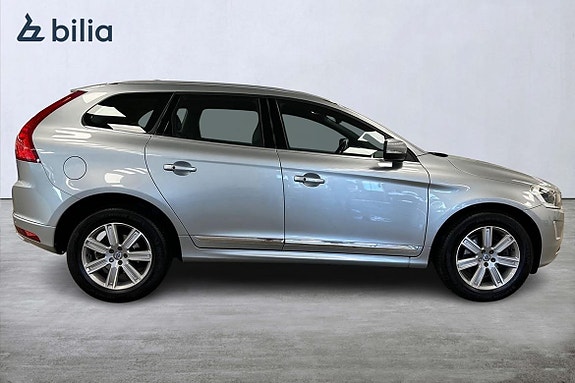 Volvo XC60 6 of 30