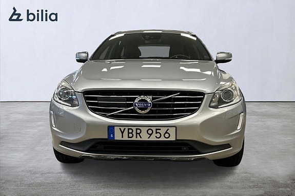 Volvo XC60 8 of 30