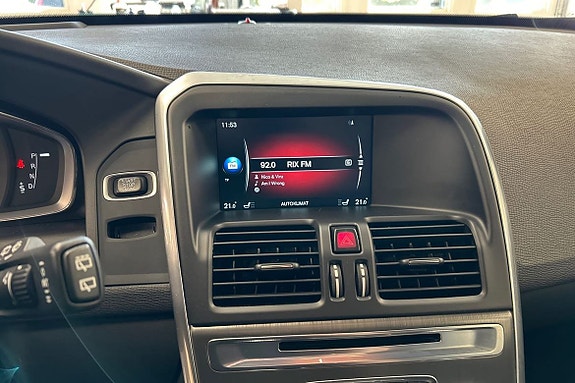Volvo XC60 25 of 30