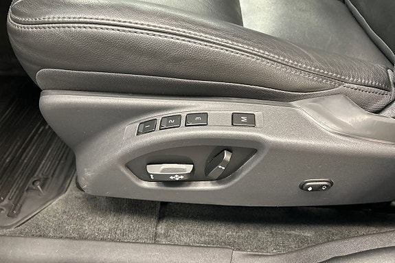 Volvo XC60 28 of 30
