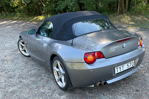 BMW Z4 4 of 5