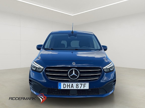 Mercedes-Benz T180 5 of 30